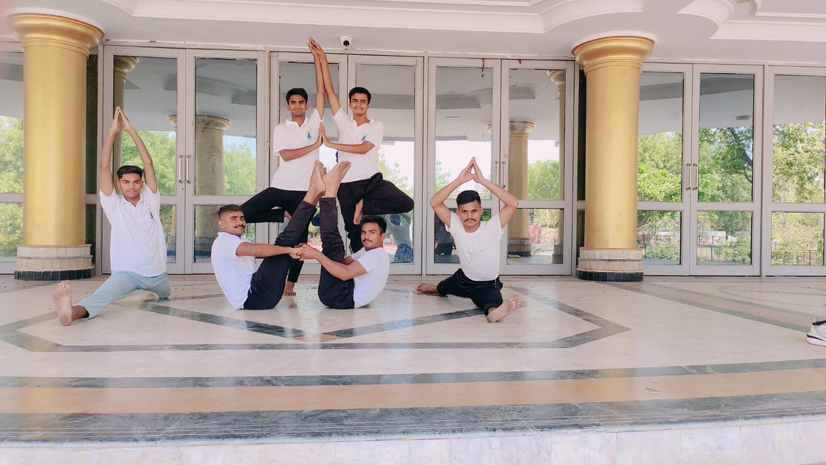 Hemant Chandra (@hemantchandra90) on Twitter photo Yoga is a light, which once lit will never dim. The better your practice, the brighter your flame.
Today 3/56 UP NCC BN Jhansi has celebrated the International Yoga Day 2022 .<a href="/HQ_DG_NCC/">National Cadet Corps</a> <a href="/adgpi/">ADG PI - INDIAN ARMY</a> <a href="/KamadDixit5/">kamad dixit</a> <a href="/HitikaY/">Hitika Yadav</a> <a href="/BhavnaSrivas/">Bhavna Srivas549</a> <a href="/Anjulsinghyada1/">Anjul singh yadav</a> @Utkarsh08406279 <a href="/BhavnaSrivas/">Bhavna Srivas549</a> Yoga is a light, which once lit will never dim. The better your practice, the brighter your flame.
Today 3/56 UP NCC BN Jhansi has celebrated the International Yoga Day 2022 .<a href="/HQ_DG_NCC/">National Cadet Corps</a> <a href="/adgpi/">ADG PI - INDIAN ARMY</a> <a href="/KamadDixit5/">kamad dixit</a> <a href="/HitikaY/">Hitika Yadav</a> <a href="/BhavnaSrivas/">Bhavna Srivas549</a> <a href="/Anjulsinghyada1/">Anjul singh yadav</a> @Utkarsh08406279 <a href="/BhavnaSrivas/">Bhavna Srivas549</a>
