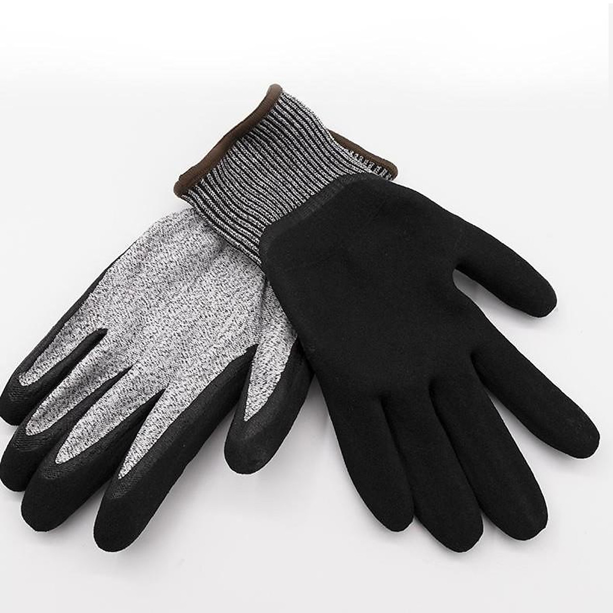 shinglavi's tweet photo. Cut Resistant Level D Gloves Sandy Nitrile Coating https://t.co/RaFqnEhYgd