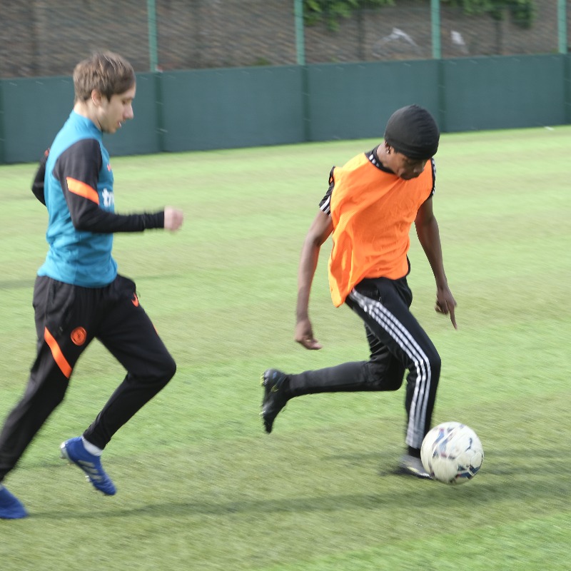 StreetSoccerLDN's tweet photo. By working 𝘁𝗼𝗴𝗲𝘁𝗵𝗲𝗿, we can create a brighter future.

Street Soccer London are proud to have so many strong community links. Working alongside the Metropolitan Police, we aim to create a more positive relationship between our players and officers.

Read more online 👇