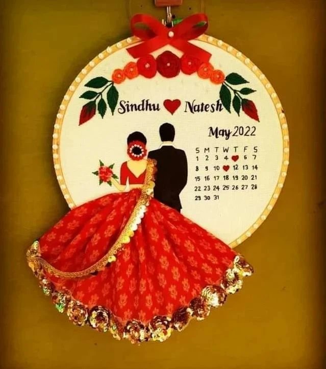 WeddingzWorld's tweet photo. Beautiful customized hoop for birthday, anniversary, save the date 
. 
.
.
#setmywed #setmywedsouth #beautyshot #customisedgifts #giftideas #gift #beautifulcouple #weddinggifts #bridalinspiration #bridalmakeover https://t.co/N3gPtW1qDx