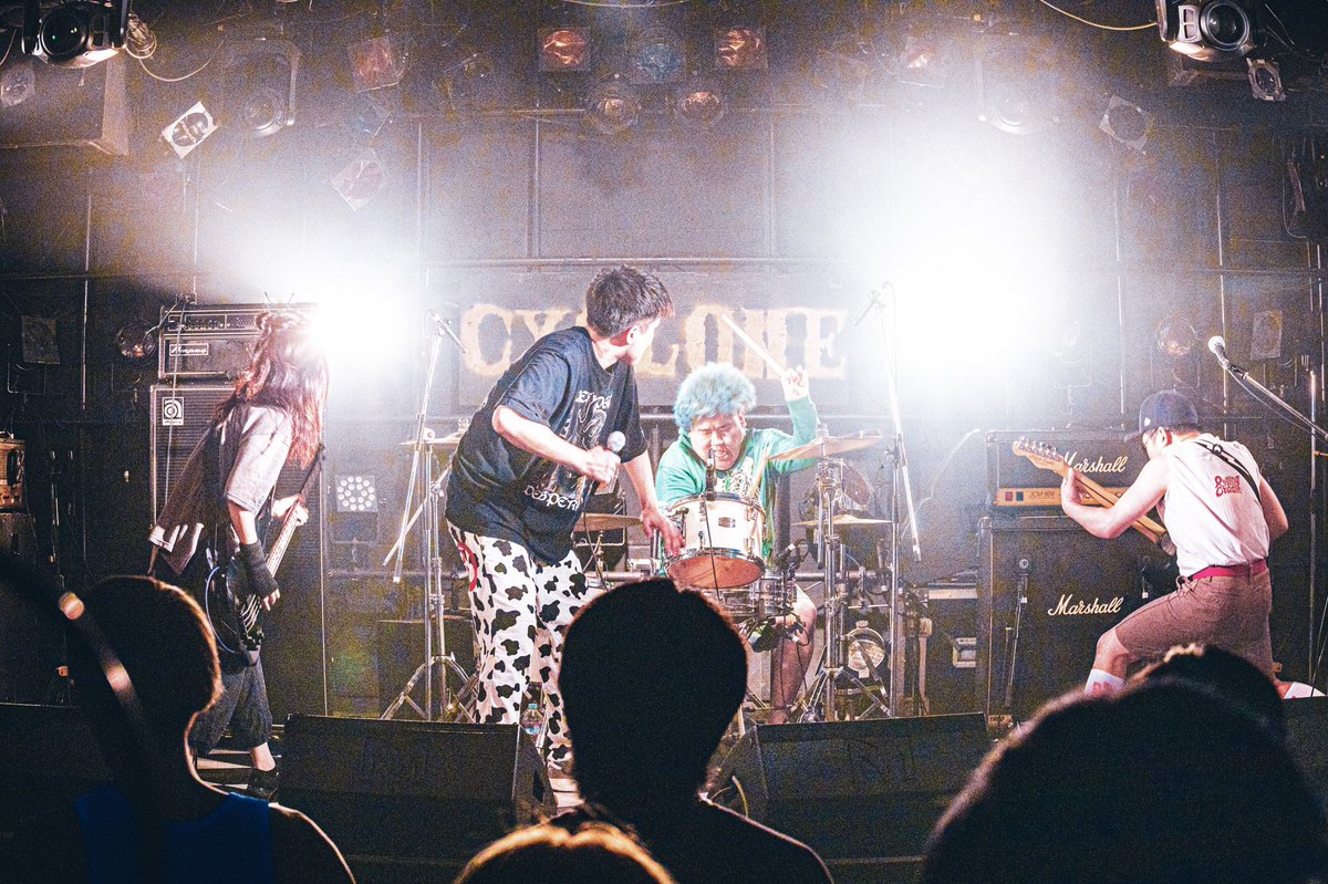 yoshun_raw's tweet photo. 2022.6.19 渋谷cyclone #livephoto ②

KING TOY POO $ @KINGTOYPOO https://t.co/2SJsiGijpy