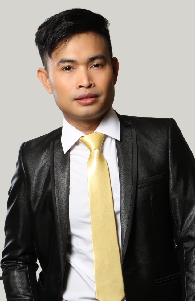 Lama tak buat status di sini haaa