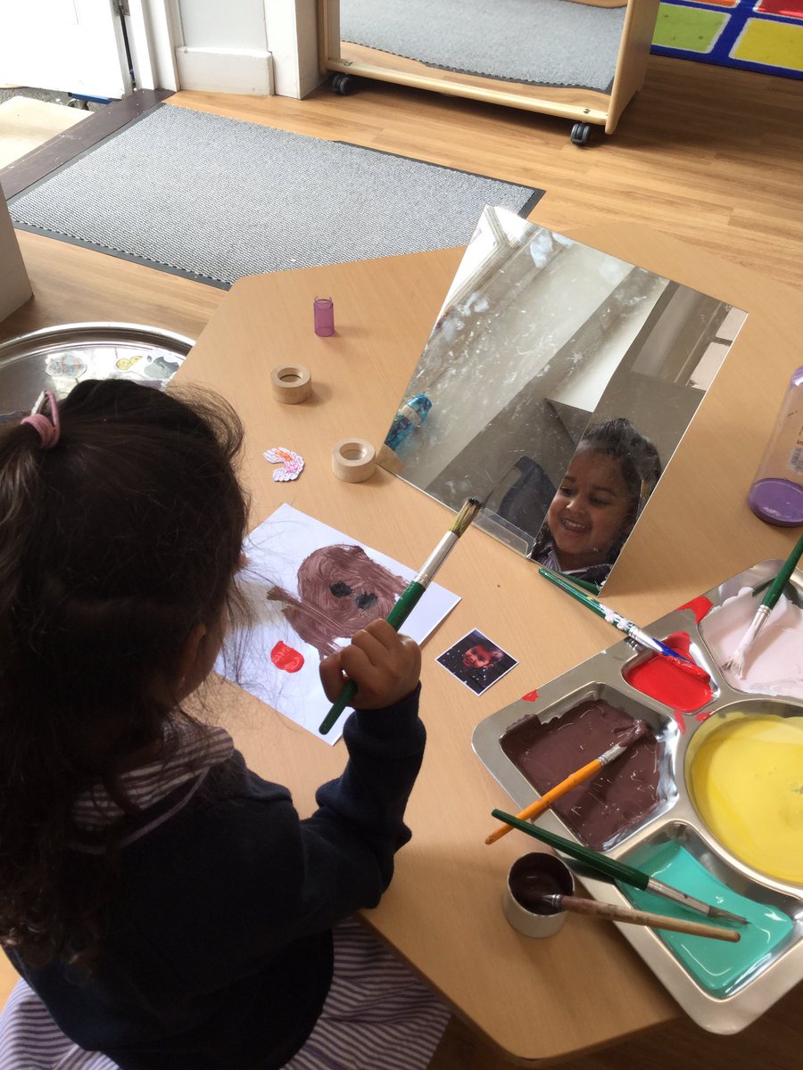 RuspiniHouseRMS's tweet photo. Self portrait time! A wonderful way to be expressive and develop fine motor skills. Having the mirror encourages the children to identify they facial features by using their developing observational skills! @RMSforGirls #EarlyYears #Art https://t.co/HQOOQUyZr1