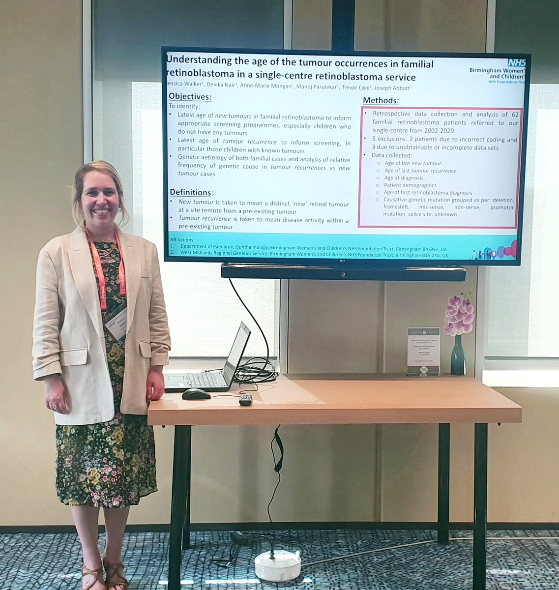 First international conference✅
Had a great time presenting my work completed with the #retinoblastoma team at <a href="/BWC_NHS/">BWC NHS Trust</a> looking at the occurrences of tumours in familial Rb. Lots of talks, fun and new friends at #ISOO2022 in Leiden, Netherlands

#ocularoncology
