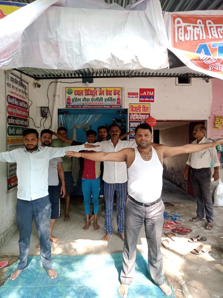 करो योग रहो निरोग। अंतर्राष्ट्रीय योग दिवस
<a href="/moayush/">Ministry of Ayush</a> 
<a href="/CSCegov_/">CSCeGov</a> 
<a href="/CSCSPV_Health/">CSC Health</a> 

#CSCIDY2022 
#MyYogaMyPose 
#YogaForHumanity 
#AzadiKaAmritMahotsav