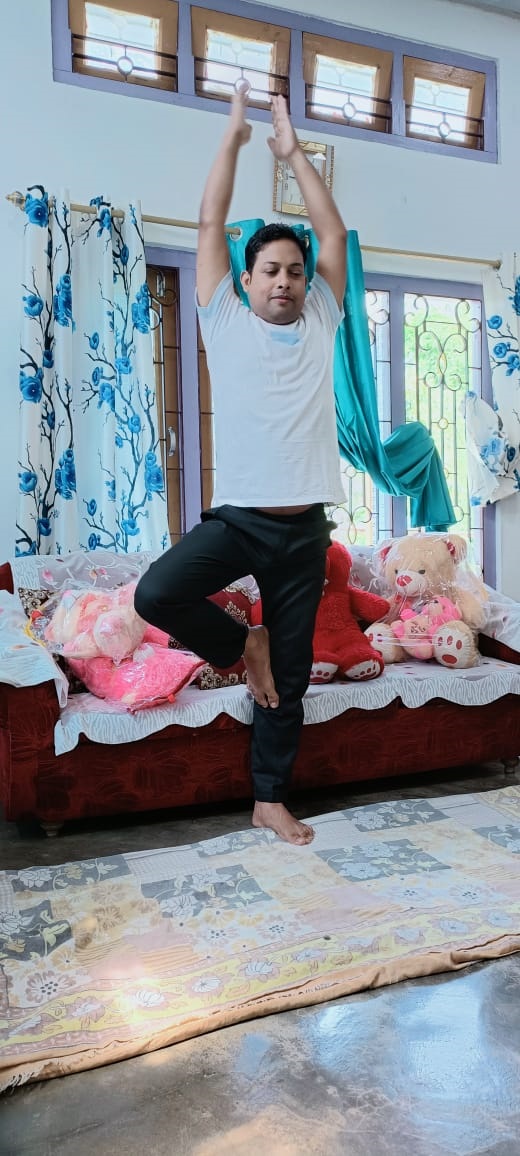 CscDarrang's tweet photo. On the occasion of the 8th International Day of Yoga by Darrang CSC Team.
#CSCIDY2022
#MyYogaMyPose
#YogaForHumanity
#AzadikaAmritMahotsav https://t.co/DETHSmUY1K