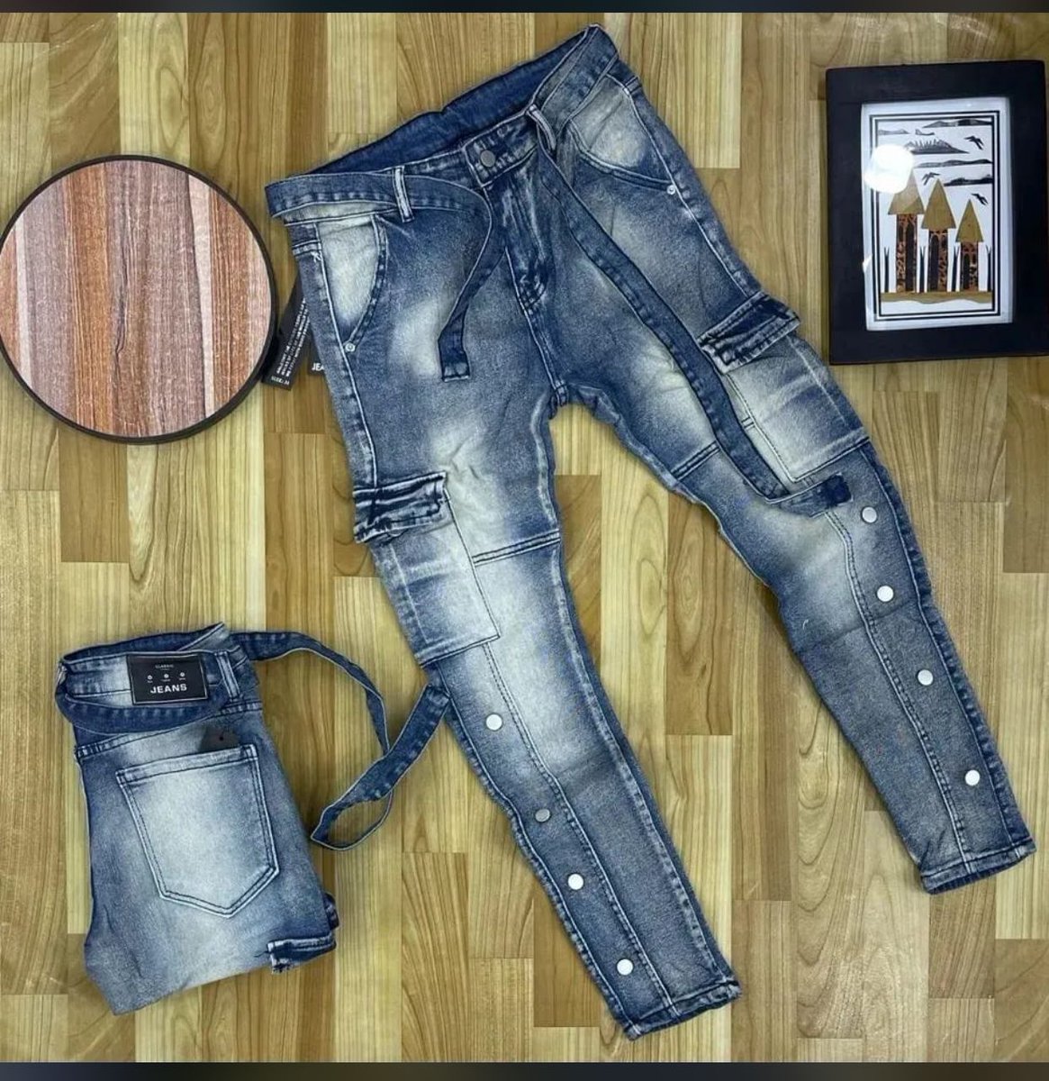 ZimNotAround's tweet photo. Hey guys ! check out this store 
MIDTOWN MALL SHOP 8B 
opposite kelly's chicken by joina 

Mens jeans 👉 $20
all sizes

call 📞 0779079262 / 0777393410 https://t.co/CHT7THCyce
