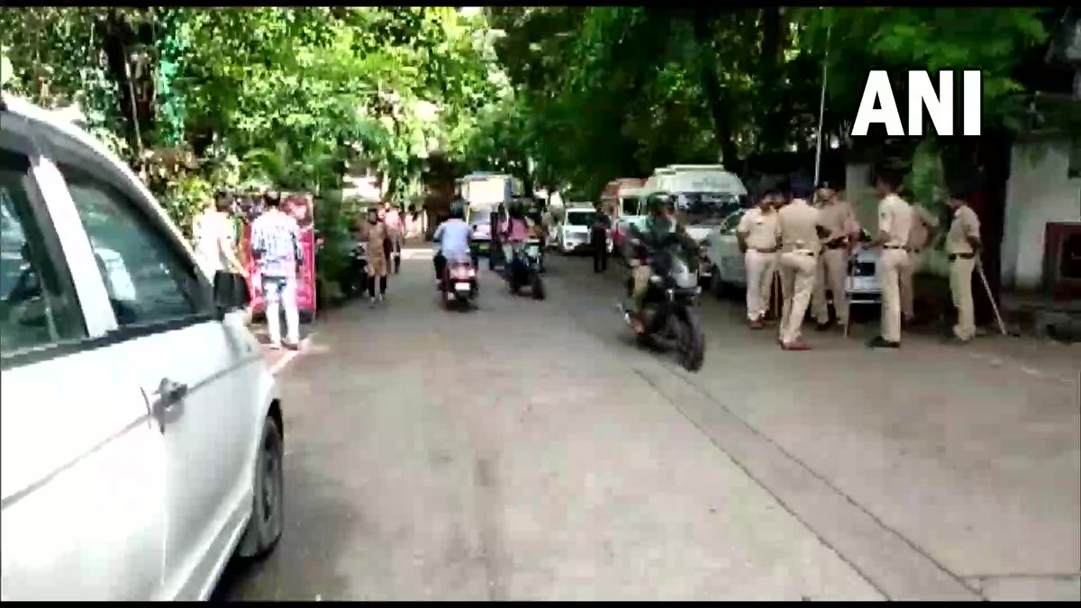 Security heightened outside the residence of Maharashtra minister and Shiv Sena ... - Kannada News