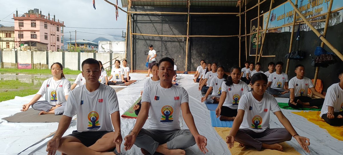 EastNyk's tweet photo. NYK East Kameng observed 8th IDY 2022 in a befitting manner at Nyokum Lapang Ground, Seppa. 

#NYKS4Yoga @ianuragthakur @Nyksindia @YASMinistry @dcseppa @NyksPradesh @moayush @AyushmanNHA https://t.co/duP05wJbrD