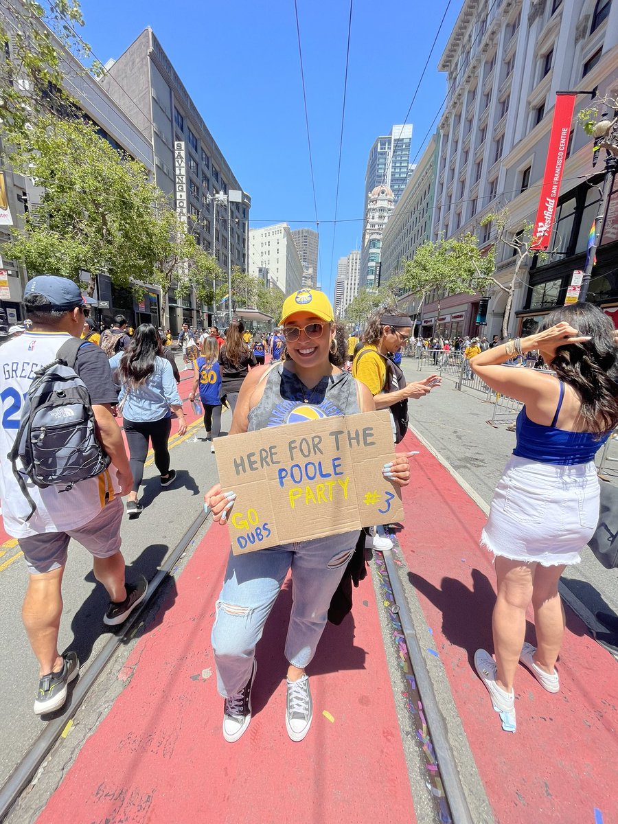 Aubreyluvsbacon's tweet photo. Not me going to the parade and not seeing Jordan Poole #WarriorsParade https://t.co/CaVF8jskDx