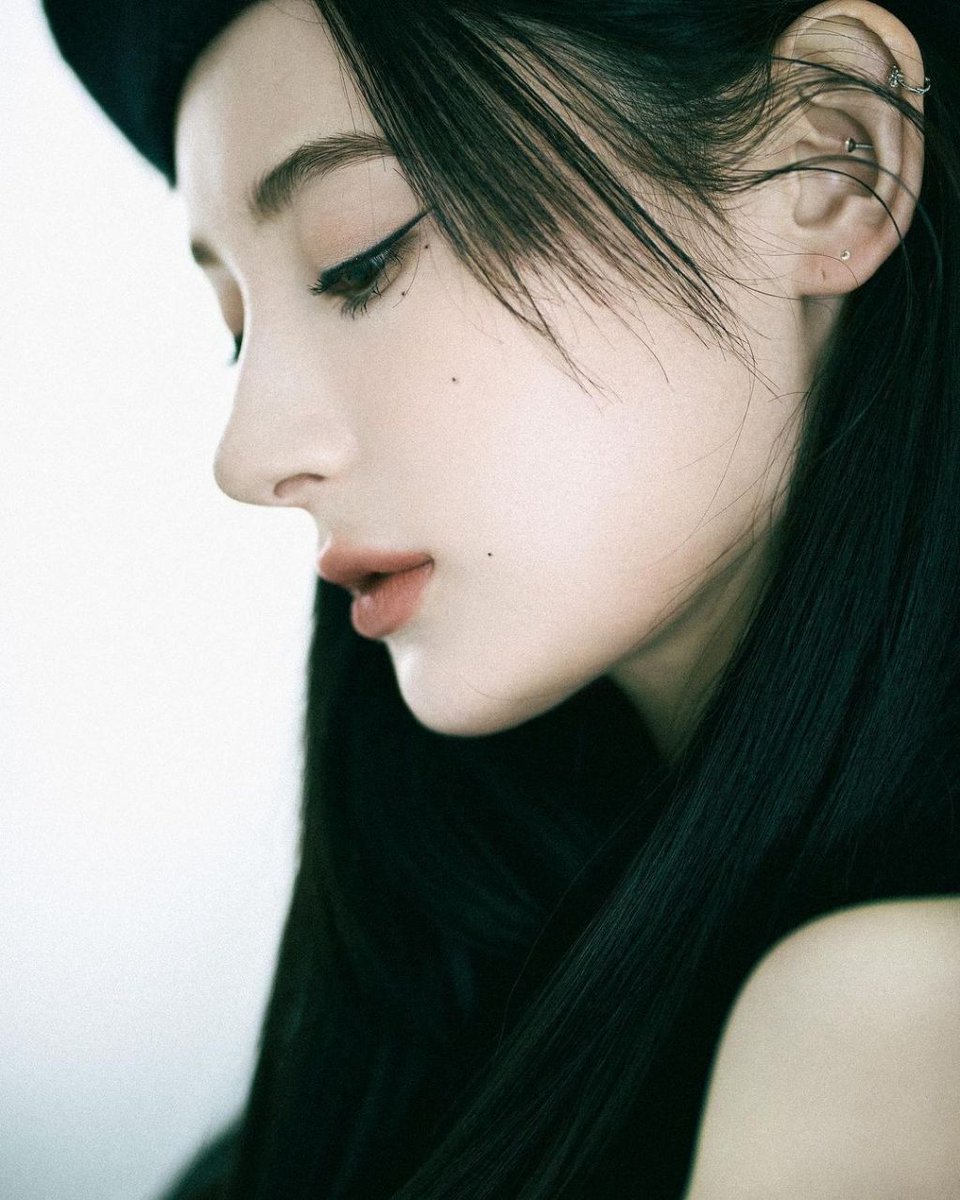 Emma28713763's tweet photo. #Chuang2020 #라나 #lana #lanakpop #拉娜 #лана https://t.co/UyjzLzb1T3