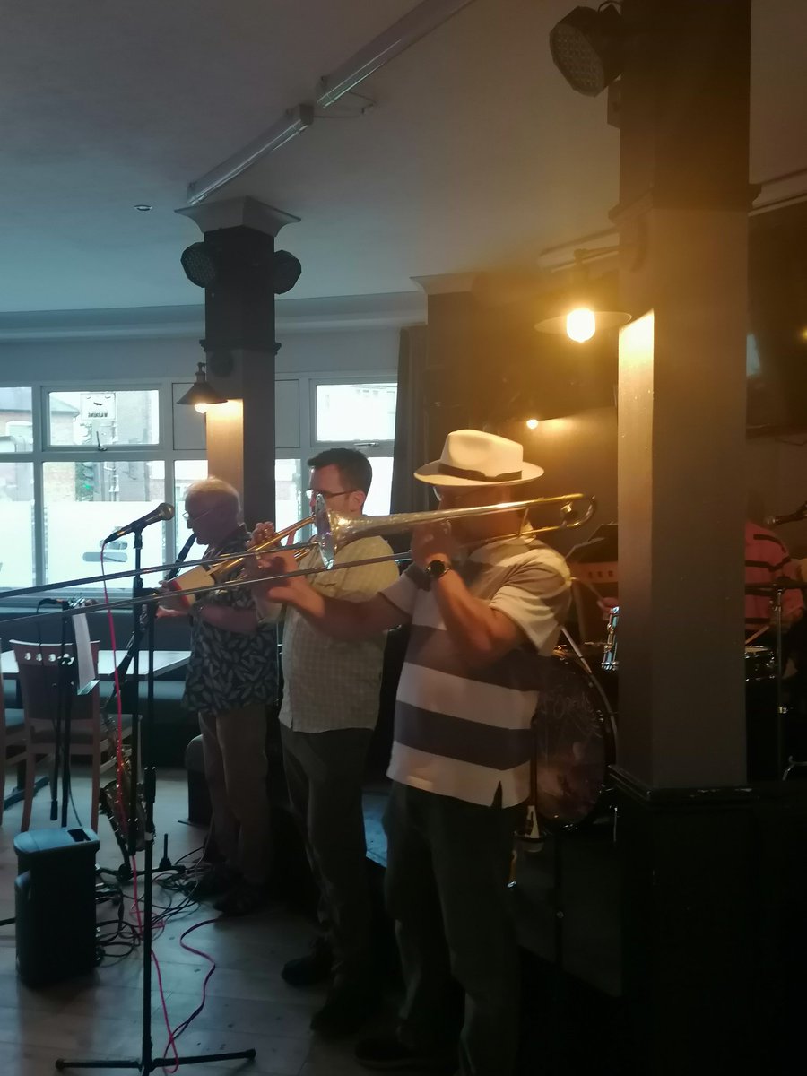 We had a blast at @the3steps last Thursday, and we hope to be back soon!
Watch this space...
Tonight, we are in the Uxbridge Conservative Club (NO POLITICAL AFFILIATION!!) It's just the space!