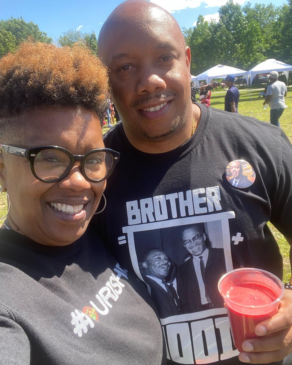prmaven17's tweet photo. Ya’ll know I’m campaigning for @Tom_Suozzi to become the next Governor of New York State, so last week was full of werkkkk on both his and, I believe, eventually our behalf too when he is elected!! Early vote today or on June 28! #Juneteenth
#juneteenthinQueens https://t.co/W5BcFOn0mY
