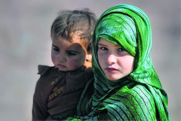 اگر یوسف علیہ سلام  کی کوئی بہن ہوتی تو کبھی انہیں کنوئیں میں چھوڑ کے واپس نہ آتی...؟؟؟
عربی کہاوت
عاشی...🖤