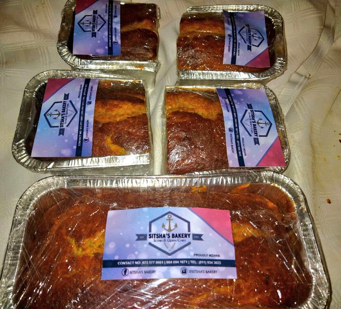 SitshasBakery's tweet image. While abanye badla amaGwinya I present you quality🎂 cakes perfect for this season, we bake fresh Scones, Queens cakes, Biscuits &amp;amp; Bran Muffins from R140 5litre incl bucket 🚚 delivery is available around Johannesburg 0735778661 for orders WhatsApp or DM #Johannesburg #Mamkhize