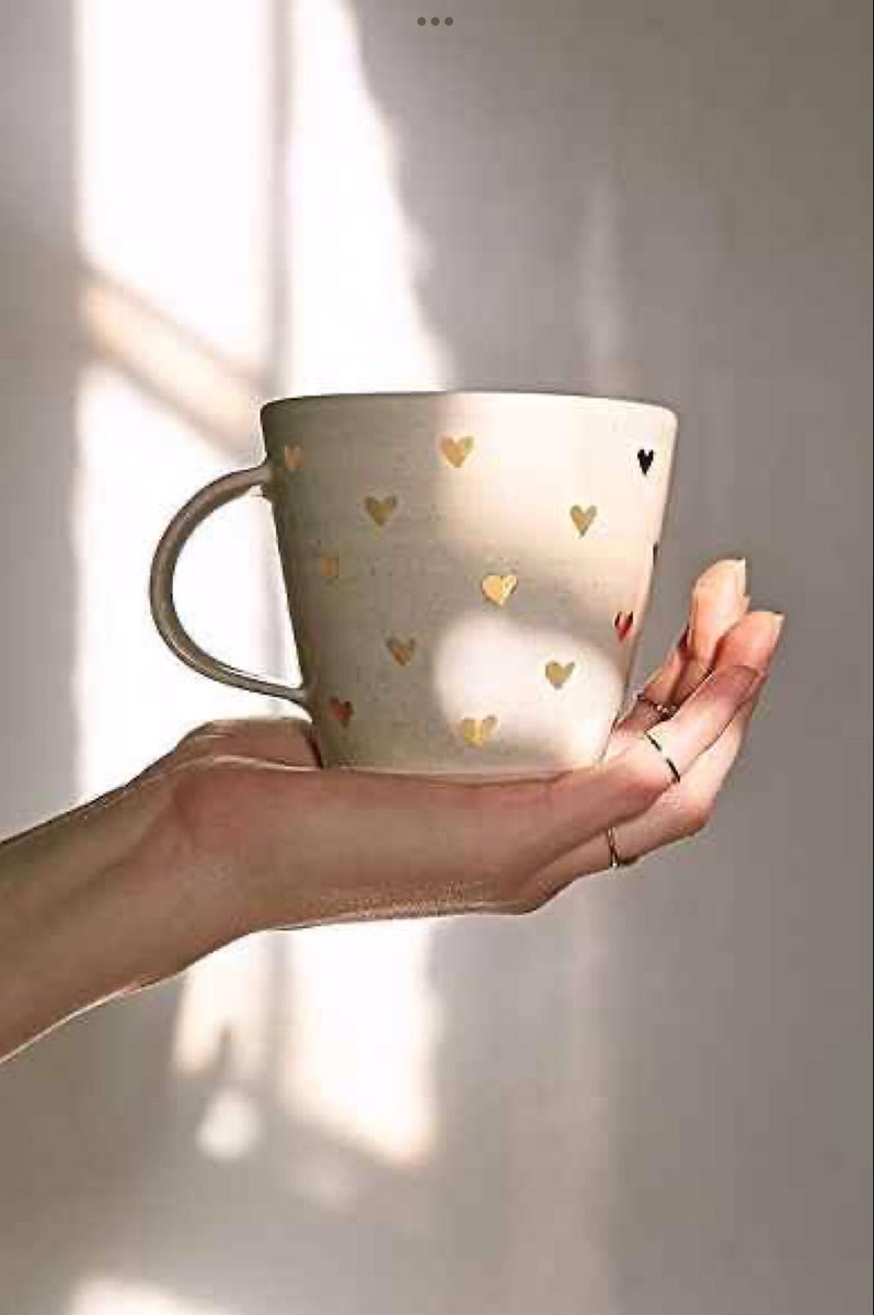 cazij's tweet photo. ☕️☕️☕️

Kindness and #coffee make the world a little brighter.

 @Cbp8Cindy @QueenBeanCoffee @suziday123 @LoveCoffeeHour @FreshRoasters @Stefeenew 

#tuesdayvibe #TuesdayMotivation #TuesdayMood #CoffeeTime #CoffeeLover #coffeelovers https://t.co/b6jFCVzb8H