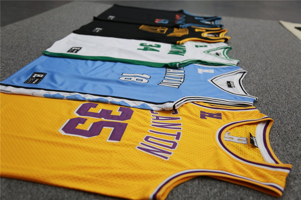 Lmz2015's tweet photo. #basketball #basketballjersey #playbasketball #embroiderydesign #tackletwill #custommade #customjersey  New jerseys arrived,pick one you like with own logo and color you want at sales-i@healong.com. https://t.co/knNsv1PHJk