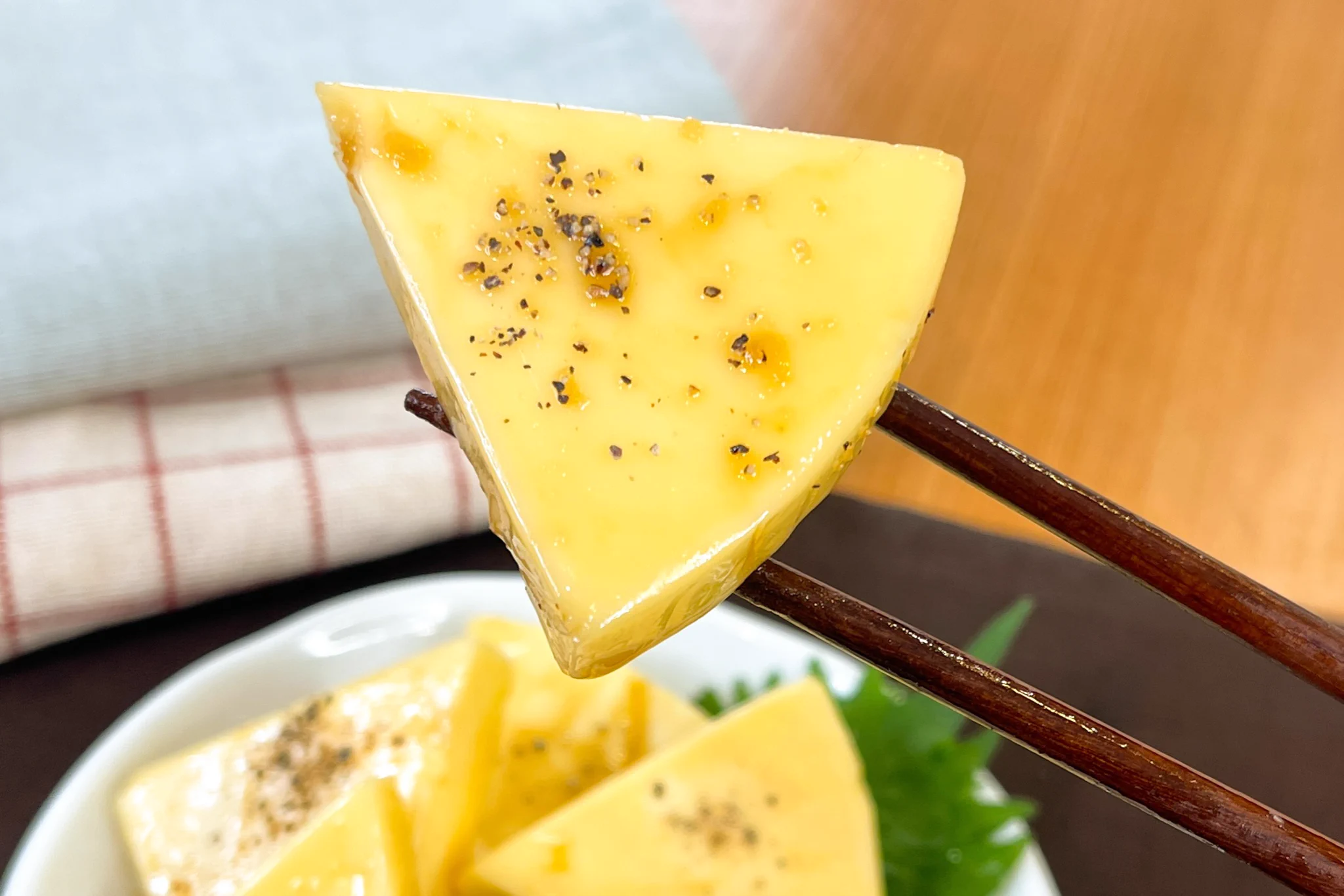 お酒がよく進むおつまみに仕上がりそう！「6Pチーズ」のアレンジレシピ！