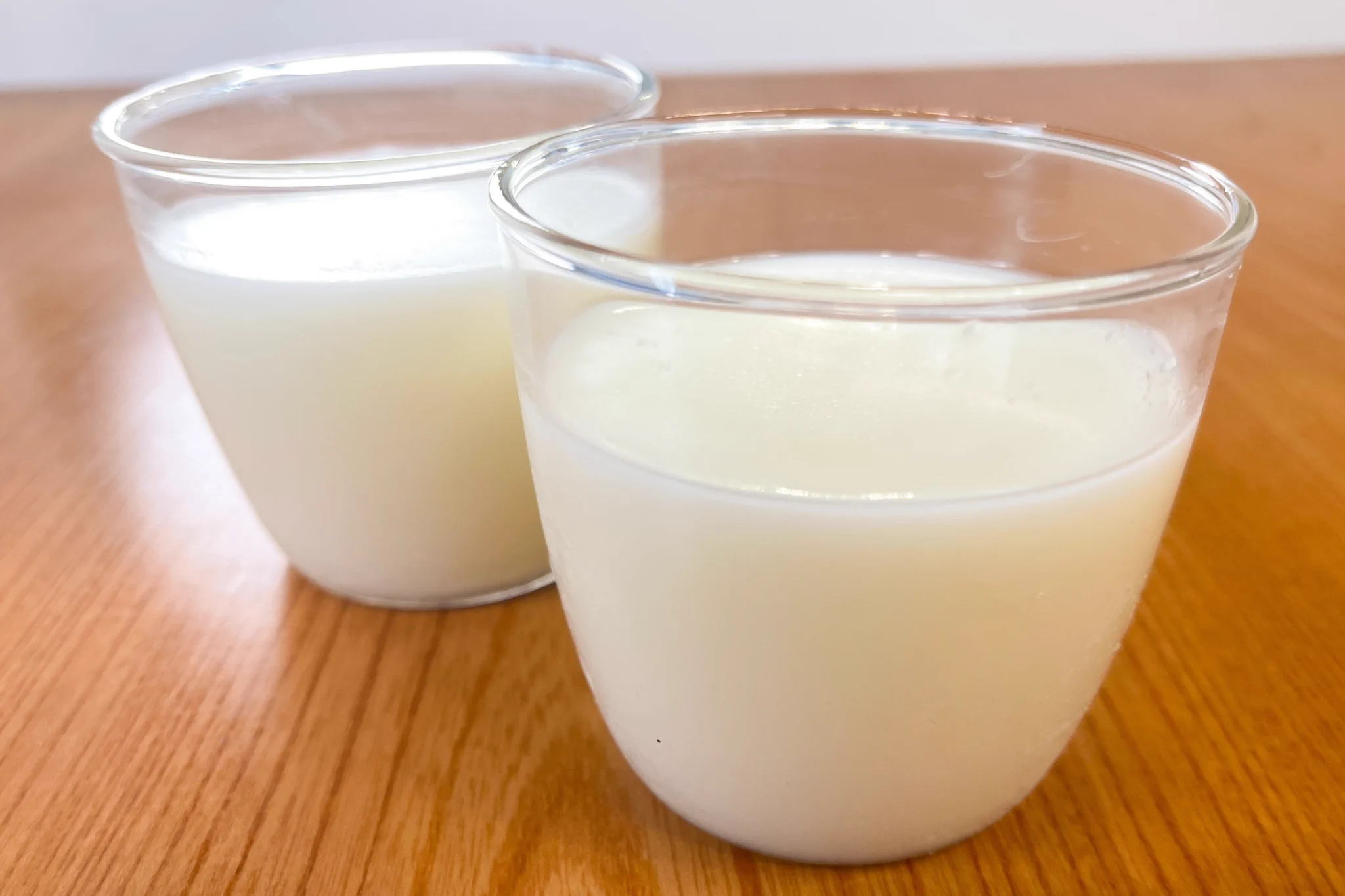 牛乳のやさしい味わいが楽しめる！レンジでミルクプリン。