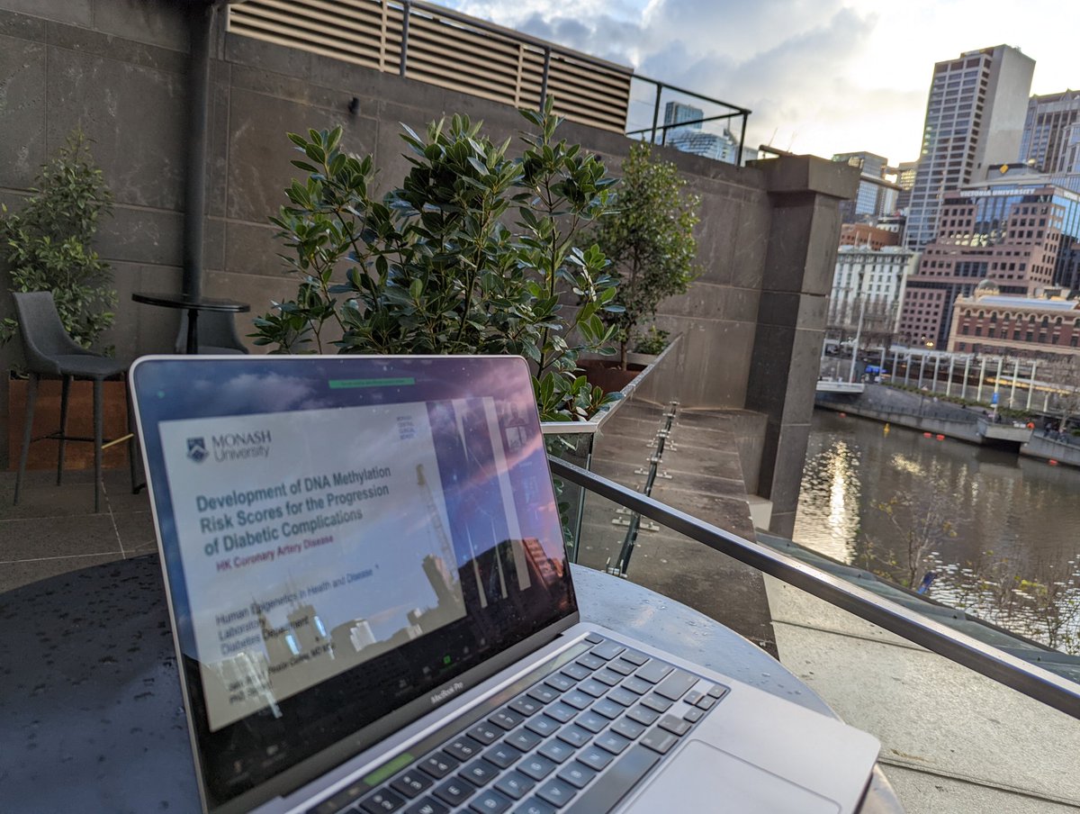 methylnick's tweet image. Timeout. Dialling into a PhD confirmation. #notonlyabioinformatician #niceBackground