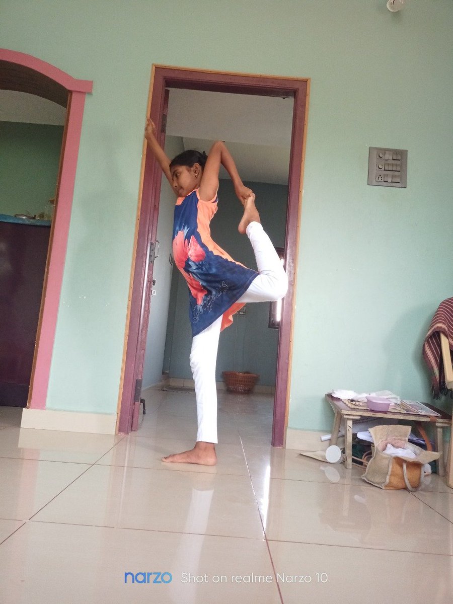#CSCYoga
#CSCeGov
VLE Mrs.MARIA ROSELINE S CSCID:642152430019 ADD:BALAJIBHAVAN BUILDING OPP.TALUK OFFICE,LALGUDI TK TRICHY-621601 MY DAUGHTER S.RIYA JAXI VI STD
