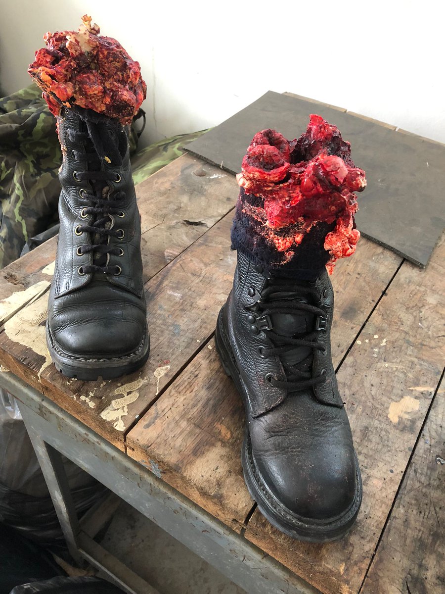 JCBRN_Exercise's tweet photo. Behind the stage.😯Our moulage team at its finest. #COMEDS #JCBRND #WEAREONE https://t.co/wyjTQvwWli