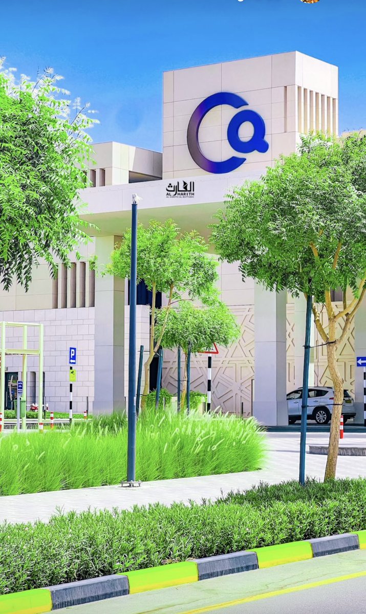 jone_locke's tweet photo. أطالب بكل حقوق المواطنة بإسمي وباسم الشعب بإن يتم تسليم جميع مشاريع عمان التنموية لـ 120 سنة قادمة للفريق الذي خطط وأسند و نفذ و تابع تنفيذ مركز السلطان قابوس لأبحاث السرطان. قمة في الجمال والحداثة 
حتى لا نرى مشاريع بائسة كمشروع #سوق_الحافة البائس القبيح. https://t.co/mFRiGw3ftV