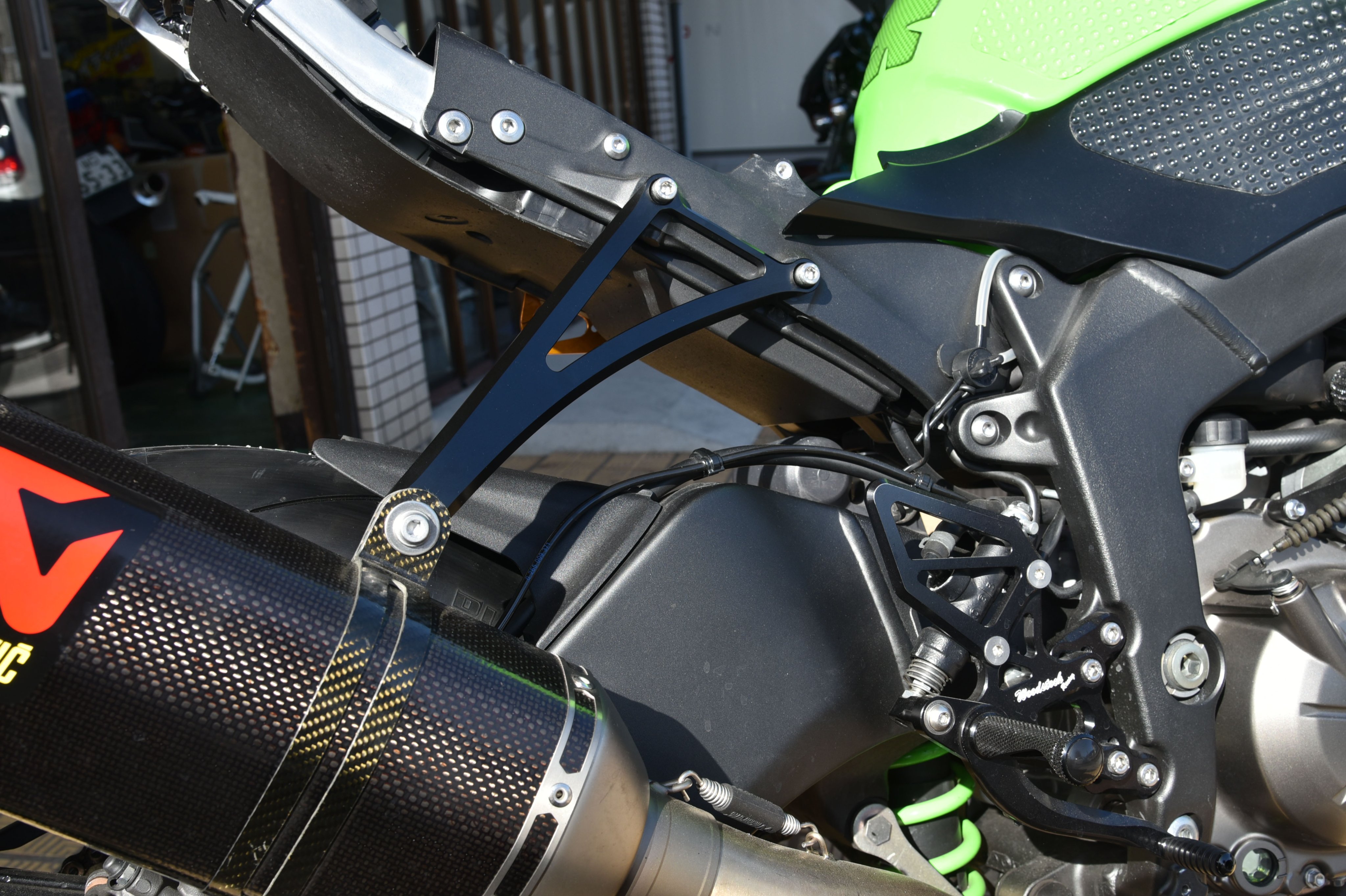 ZX-6R うつっ マフラー ZX-6R うつっ マフラー