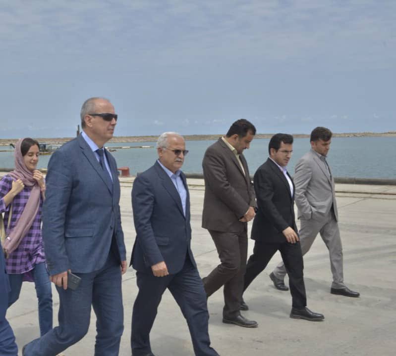MKazemian's tweet photo. تحرکات دیپلماتیک اخیر؛
گفتگو و توافق با مدیران مناطق اورنبورگ و گروزنی، بازدیدهیئتی از سرمایه‌گذاران روس، دیدار با سرکنسول و توافق جهت برپایی نمایشگاه مشترک و سفر مدیرعامل منطقه لوتوس به ایران
نشان از عزم جدی #منطقه_آزاد_انزلی جهت توسعه مبادلات تجاری با شریک مهم اوراسیا(روسیه)است https://t.co/EFKzIUU5a9
