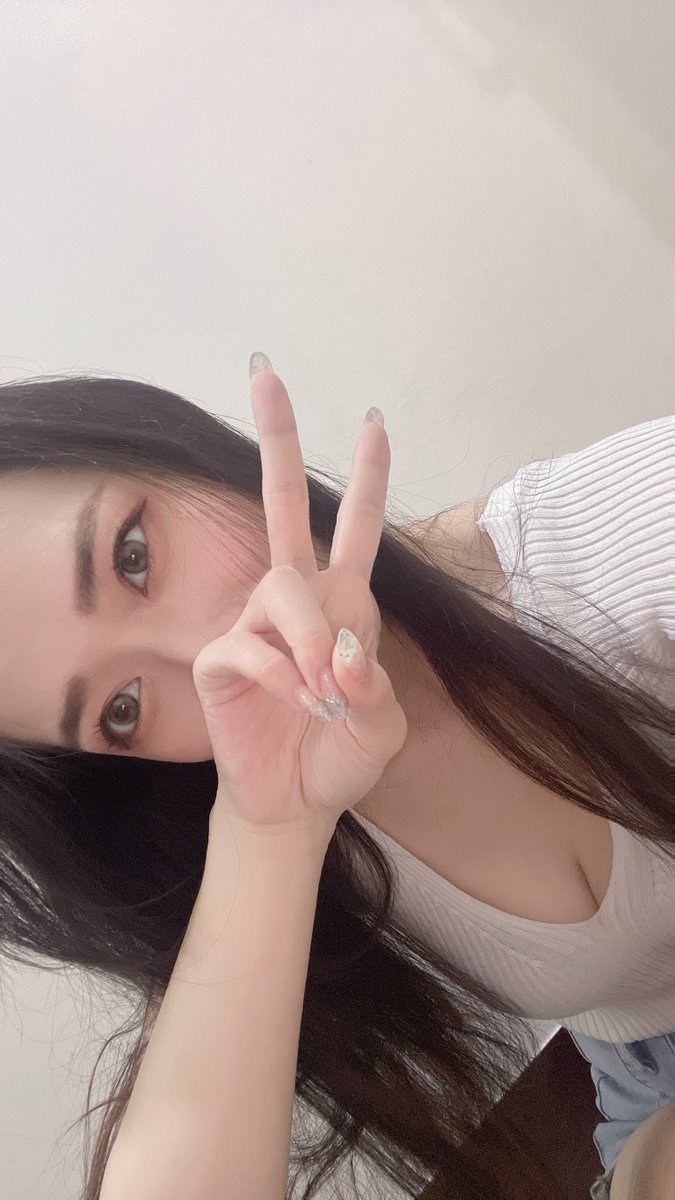 你有被我迷人的眼睛電到嗎?
覺得今天眼妝畫的特別好

#棚拍 #外拍 #旅拍 #模特兒 #攝影 #私拍 #約拍 #團拍 #性感 #休閒 #JVID