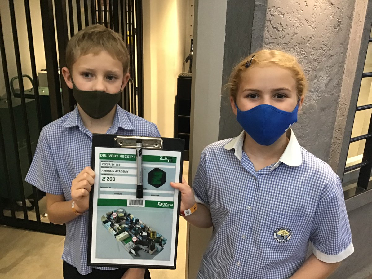 BSAKAbuDhabi's tweet photo. Hard day at the office? #BSAKYear4 found out about the value of work at #Kidzania last week, taking on a profession to earn money to buy something. We had window cleaners, dentists, pilots, doctors and healthy snack makers, just to name a few! #BSAKYear4 #BSAKTrips #BSAKLearning https://t.co/YYq8BML36e