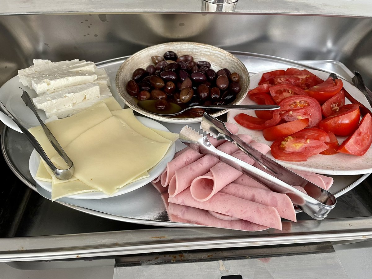 ApolloAlykesGrp's tweet photo. 📍Did you know you can book Breakfast or Half Board at Aphrodite?

💜Cold buffet… continental, cereal, pastries, toast, yoghurt, tea, Nescafé, juice. 

🍳 Cooked breakfast available. 

🍽 Dine in our Apollo Taverna restaurant. 

🔒Get in touch for availability &amp; rates! https://t.co/lMFtrALlKS