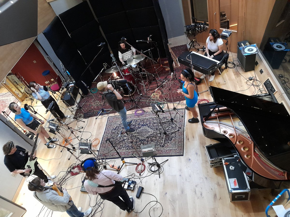 Great day yesterday filming <a href="/SolentUni/">Southampton Solent University</a> music students recording at the legendary <a href="/AbbeyRoad/">Abbey Road</a> studios.