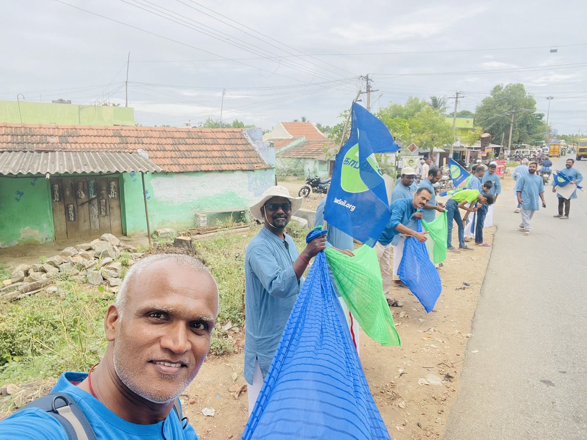 saravananswami9's tweet photo. Most exiting to wel come Sadhguru in TN #SaveSoilTN https://t.co/0NC2dgFOb8
