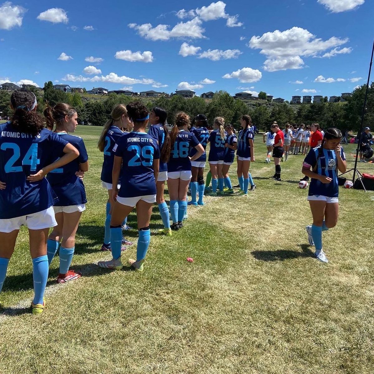 AtomicCityFC's tweet image. These amazing young ladies just got their opening match win in the Far West Regional Championships. 1-nil over an excellent New Mexico Rush side. Teanna Codd scores off Brie Griffiths great assist. Tomorrow, we face off against Utah Soccer Alliance at 3:30pm Moutain Time Zone.