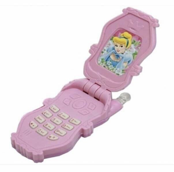 mz32hh's tweet photo. Se cayó discord, cualquier cosa me escriben por el barbiphone https://t.co/jlBG6Nrs3z