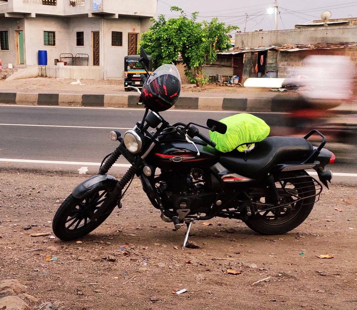 adrenalin_erush's tweet photo. Celebrating World Motorcycle day with my baby #Avenger220 street! https://t.co/5cJJUpn6WM