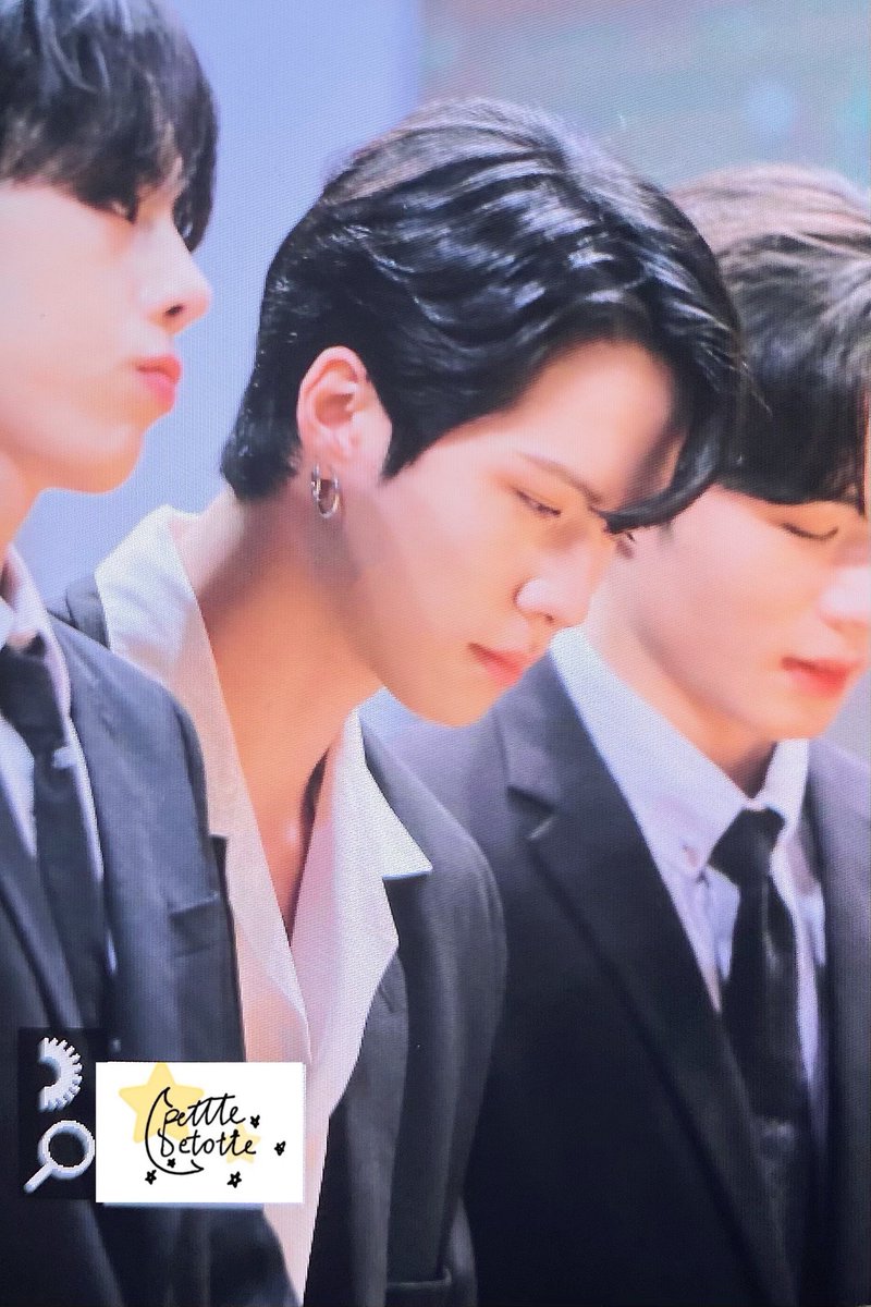 220621

#잘했동한 #김동한 #동한 
#KIMDONGHAN #위아이 #WEi