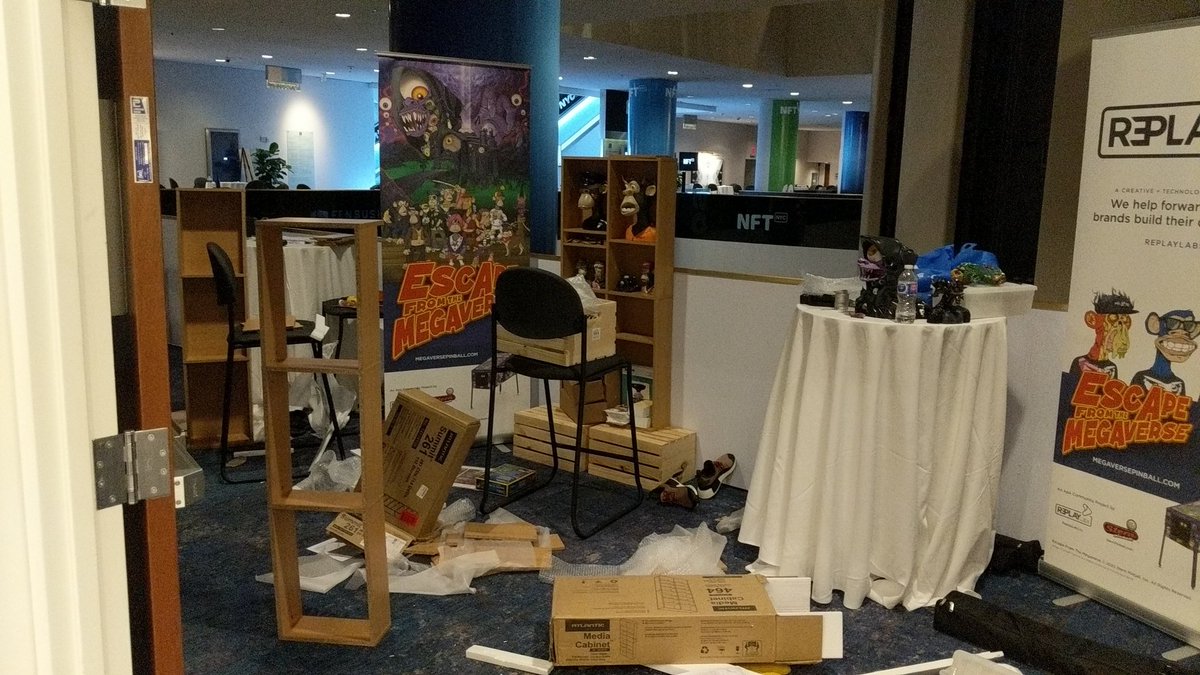 physically28 tweet media