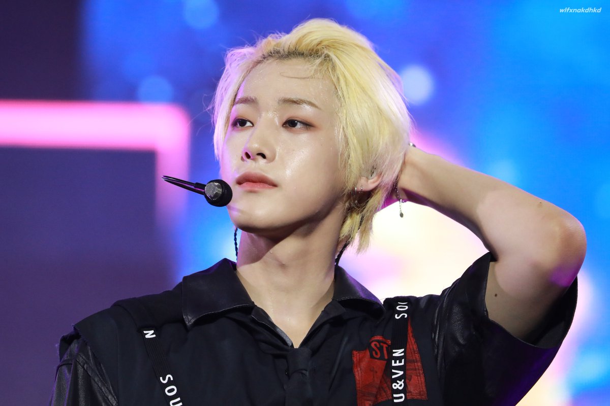 wlfxnakdhkd's tweet photo. 220619 강릉 영수증콘서트

무보정이라면 믿으시겠어요 .

#위아이 #유용하 #YOOYONGHA https://t.co/dIjZzv3oj7