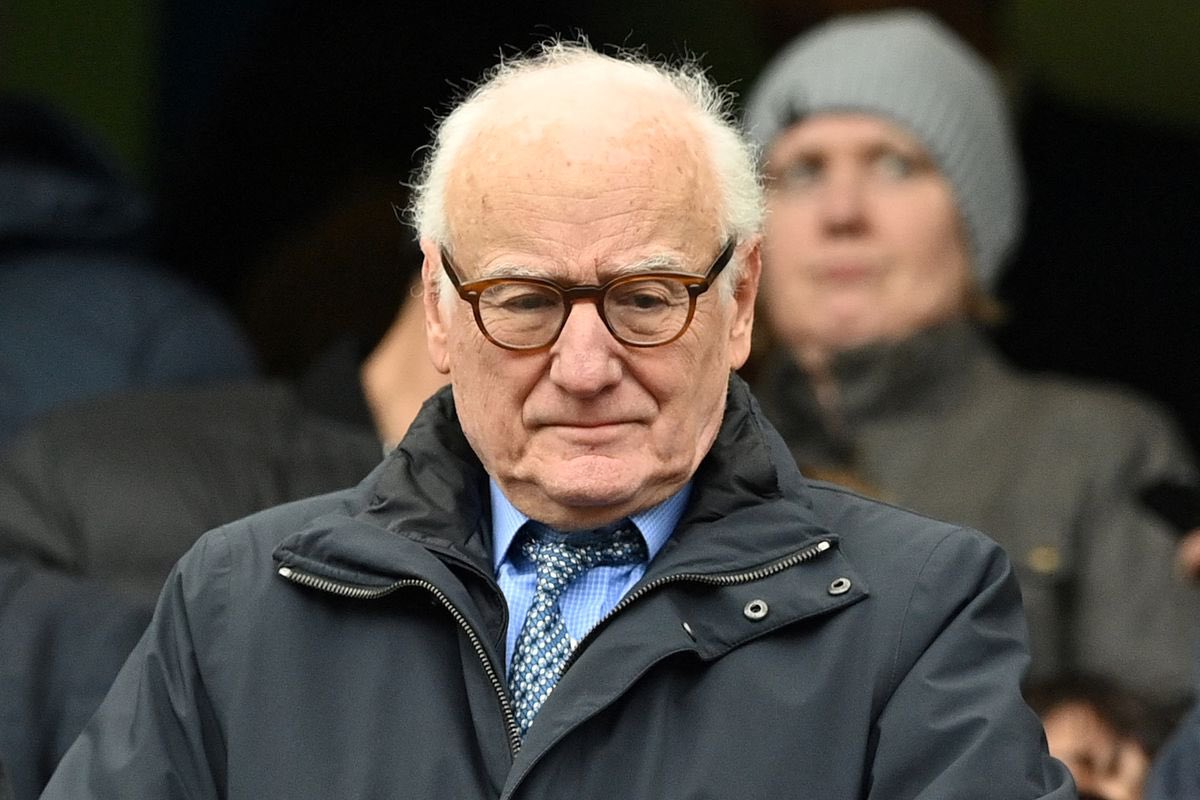 I’m sure Bruce Buck is sad to be stepping down but he will have some great stories to tell when Kate Winslet moves in across the street and befriends him