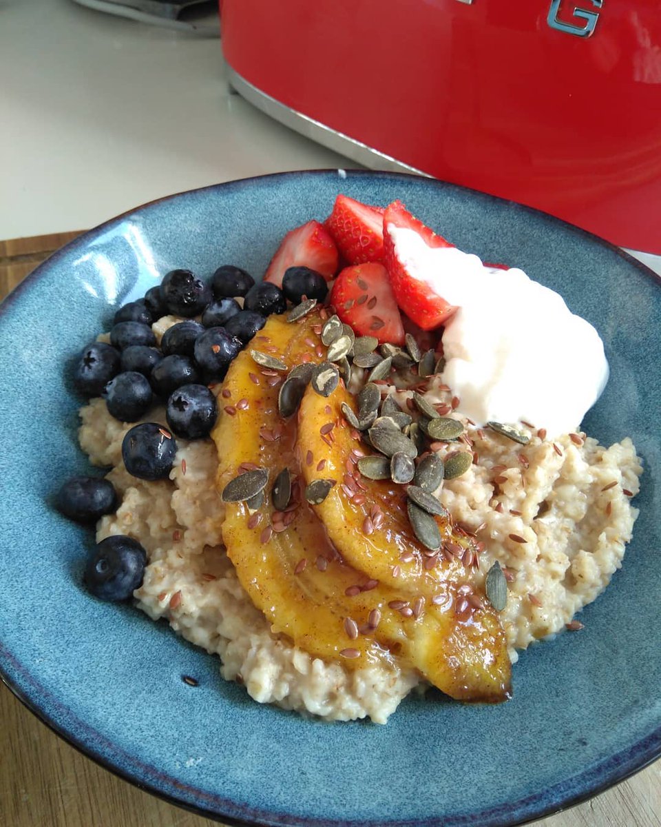 chefdeekay's tweet photo. Breakfast bowl perfect way to start your day🥰😇😋

#simplyrustic #simplicity #deekaytherusticchef https://t.co/gFN7EYEoUV