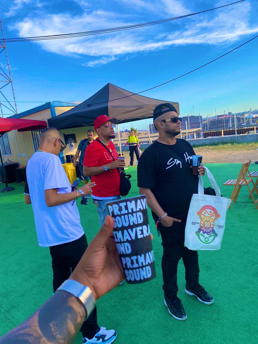 hungryjamon's tweet photo. Somos @LOSHIJOSDEYAYO el crack musical 🌊🌊🙏🏽💪🏽💪🏽 #yayoboyz #loshijosdeyayo #musicaurbana #rap #latintrap #spanishdrill https://t.co/Dci8WQtADc