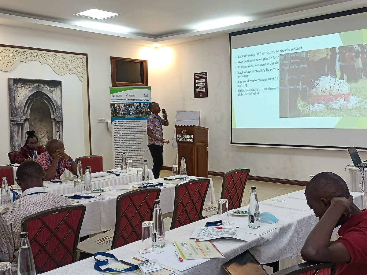 6th Annual Workshop For Land and Environmental Defenders currently happening in an effort towards strengthening commitments to protect LEDs who face great risks and threats in line of their work.
#UNOHCHR
#ProtectingLEDs
#Plasticisaproblem
#UNEP