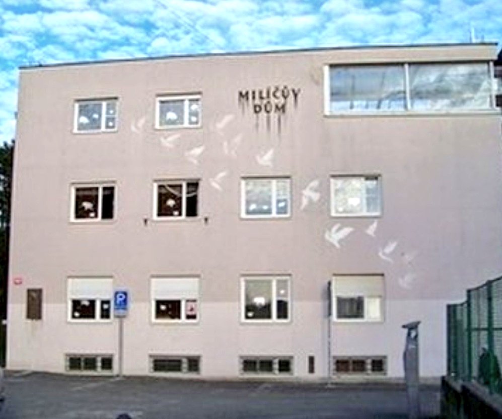 Letnapark's tweet photo. Přemysl #Pitter *21.6.1895 #Prag - 15.2.1976 
1933 Erstes Kinderheim, ab 1939 jüdische, 1945 aus KZs befreite, auch dt. Waisenkinder, floh i.d. BRD

Weggefährte von #HGAdler https://t.co/MNb1ME1wKk 
Gedichte https://t.co/FBCvTWOpEi
Romane https://t.co/GCyodB23YF 

[Prag-#Žižkov] https://t.co/3rfpu0ar85