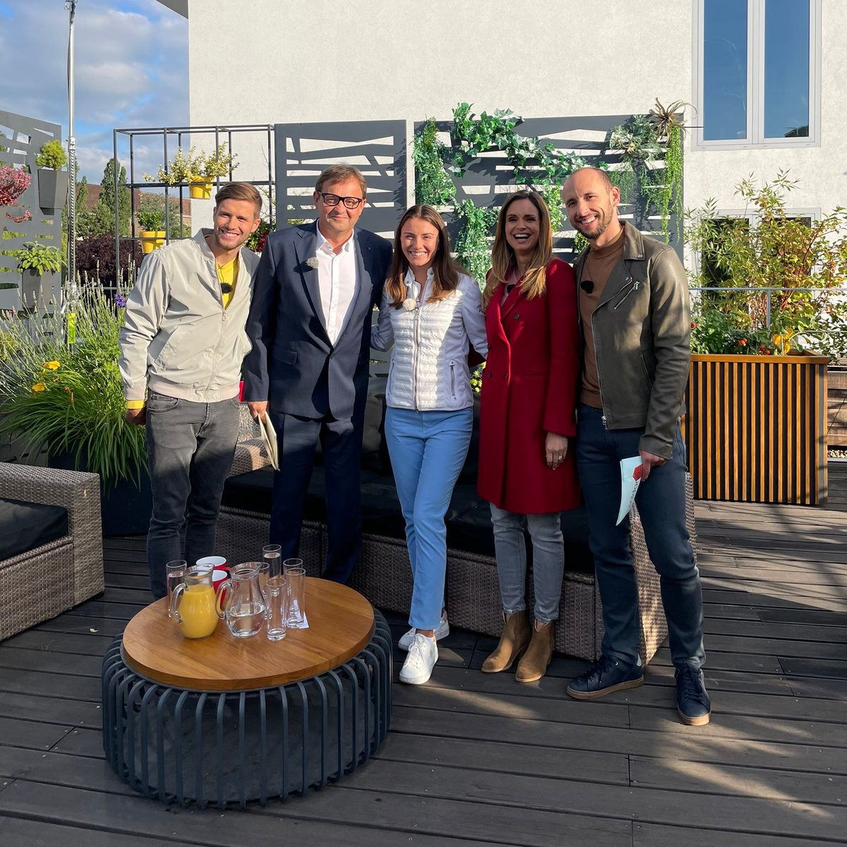 CzechLadiesOpen's tweet photo. 🎥 Klára Spilková dnes ráno stihla Snídani s Novou, teď už je na hřišti v Berouně ⛳️
#TCLO2022 #CzechLadiesOpen https://t.co/Ff5BShrBm0