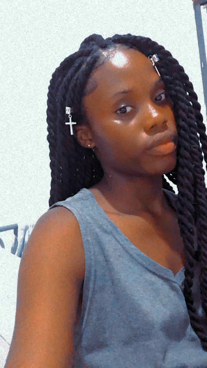 adelpomaa's tweet image. Woke up feeling like this. 😑😑

Good morning by the way.