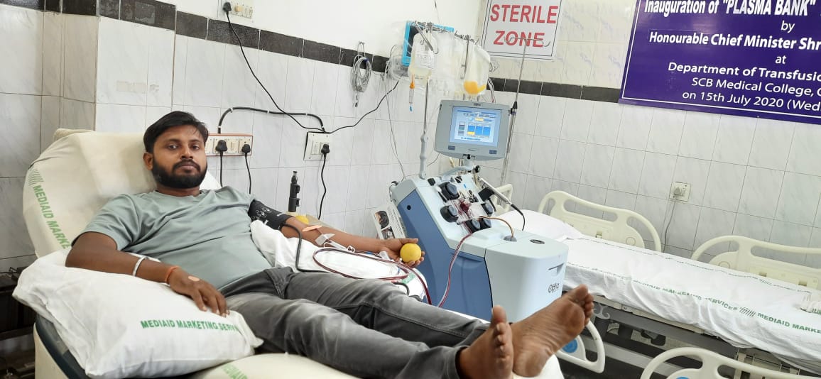 rotaract3262's tweet photo. Rotaract Club of Birupa Arranged 1 SDP Donor to donate SDP At- Odisha Blood Bank, SCB Medical Cuttack for a needy patient.Thank to the Donor's Name- Sibani Sankar Parida for his Noble job.

#rotaractdistrict3262 
#rotaryinternational 
#ServeToChangeLives
#teamchangemaker3262 https://t.co/OdLrFwGd4B