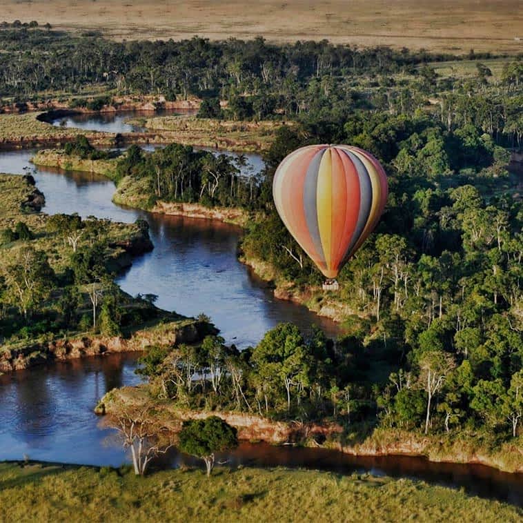 Floating above the Serengeti.🎈
#Serengeti 
#VisitSerengeti