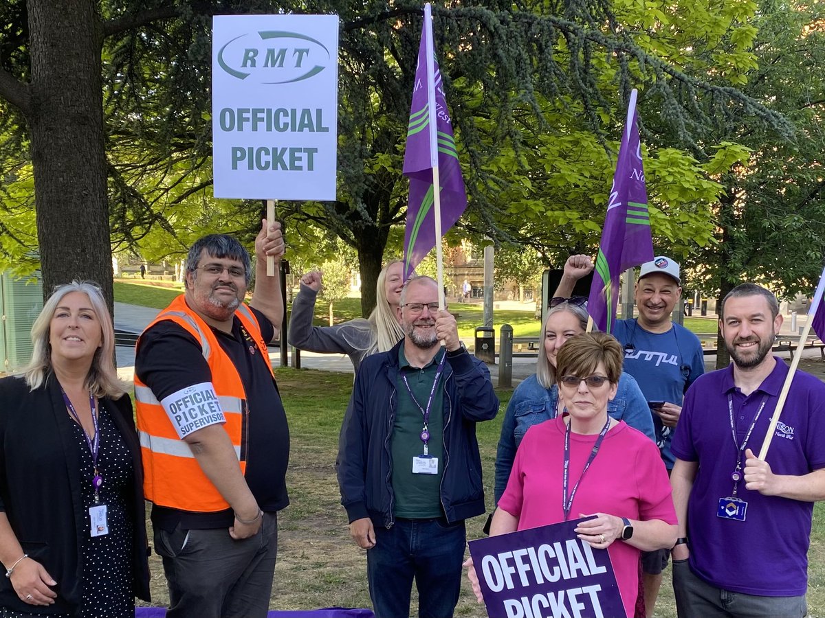 vicky knight tweet media